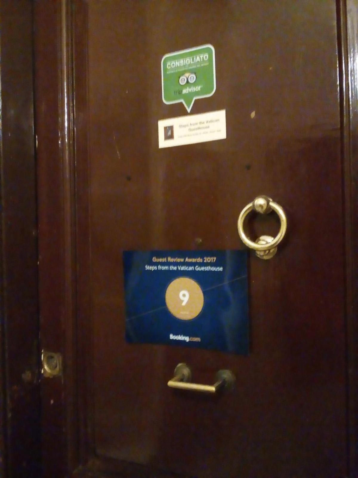 Steps From The Vatican Guesthouse Екстер'єр фото